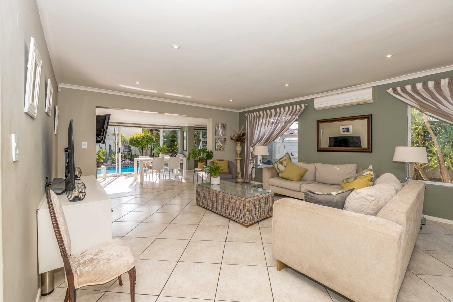 3 Bedroom Property for Sale in Sunningdale Western Cape